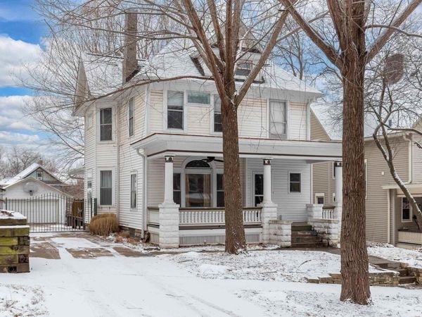 1210 21ST Street, Rock Island, IL 61201