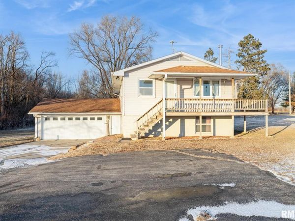 5876 FULTON Road, Fulton, IL 61252