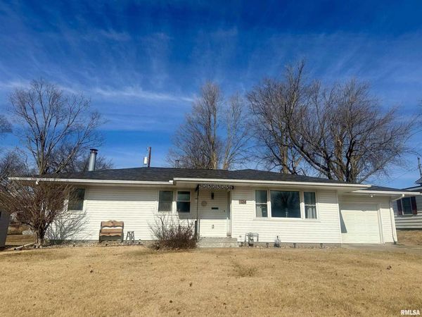 1134 6TH Avenue N, Clinton, IA 52732