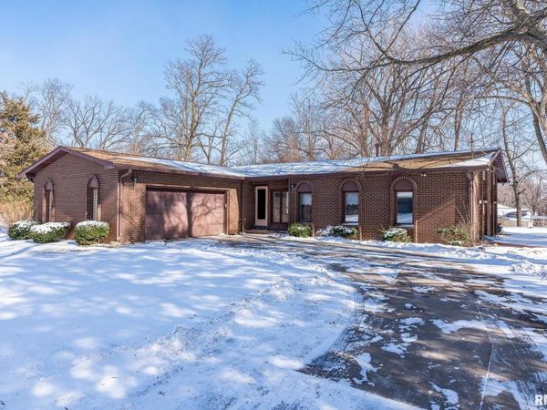 8423 54TH Street, Coal Valley, IL 61240