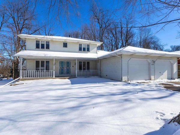 1835 14TH Street, Bettendorf, IA 52722
