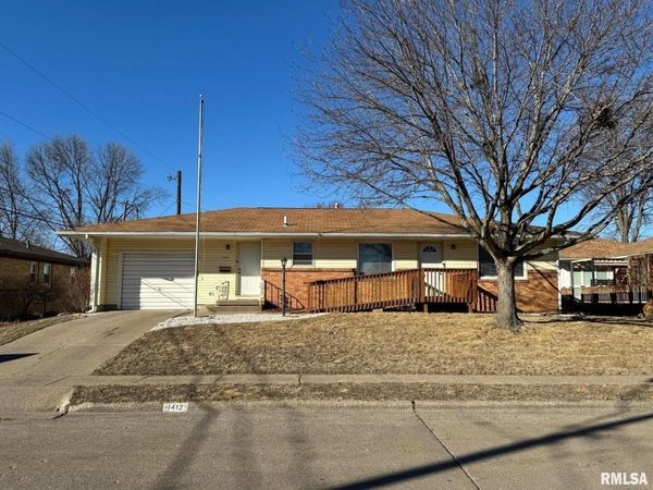 1412 NORTHLAWN Road, Davenport, IA 52804