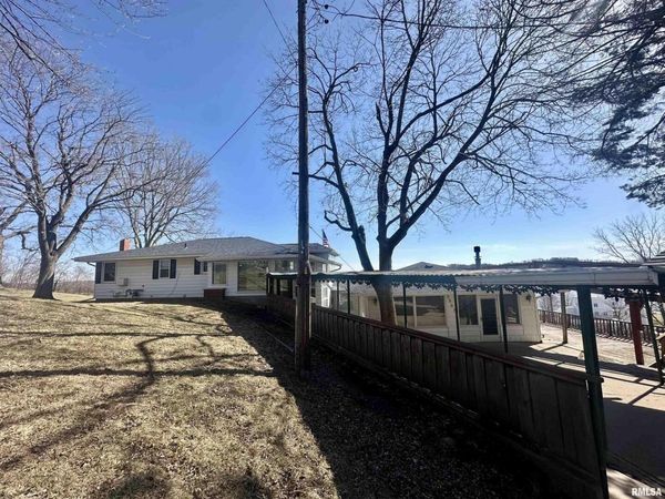 3307 GARFIELD Street, Clinton, IA 52732