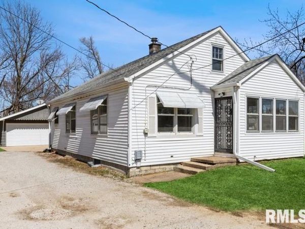 409 12TH Avenue, Silvis, IL 61282