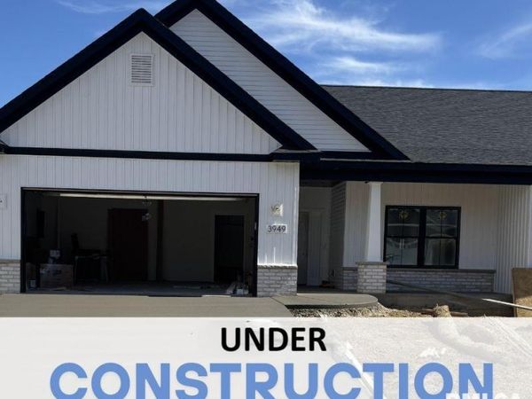 3949 MEADOWLARK Court, Bettendorf, IA 52722