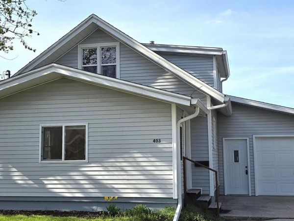 403 E PALACE, Geneseo, IL 61254