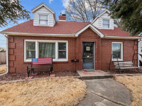 2804 38TH Street, Rock Island, IL 61201