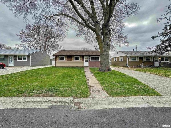 449 E 6TH Street, Milan, IL 61264