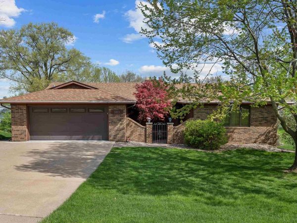 303 BRUCE Avenue, Milan, IL 61264