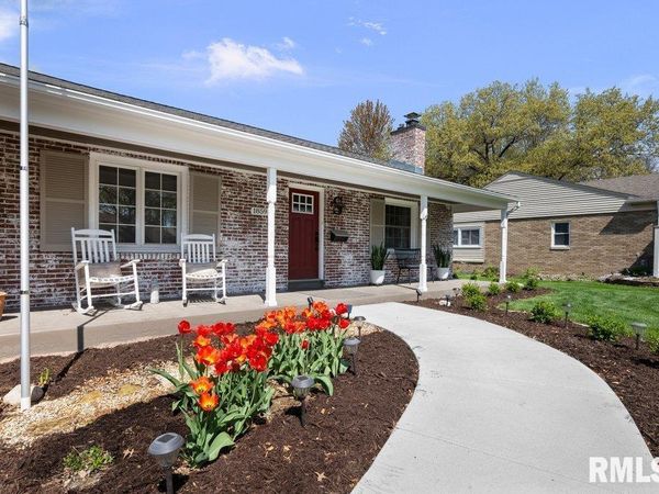 1859 25TH Avenue Court, Moline, IL 61265