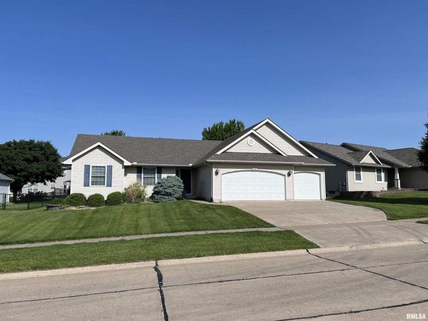1520 E 6TH Street, Coal Valley, IL 61240