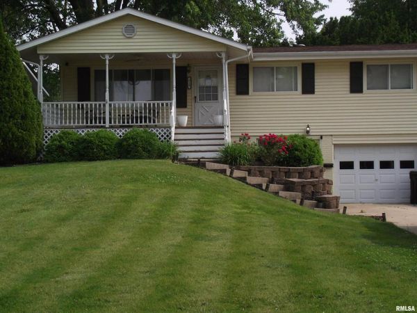 619 E 6TH Street, Tipton, IA 52772