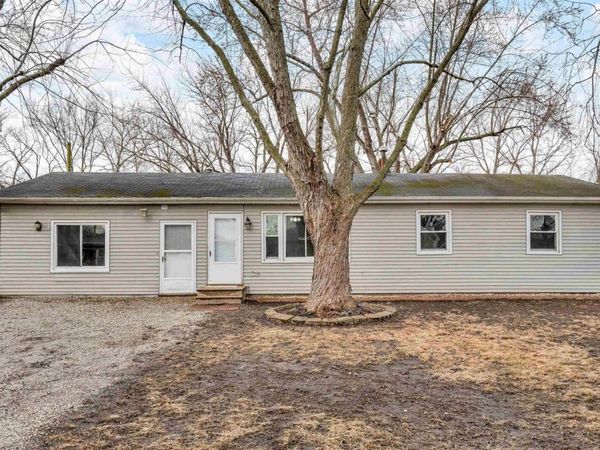 4717 11TH Street, Unit A, Moline, IL 61265