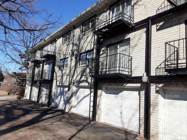 915 FILLMORE Street, Davenport, IA 52804