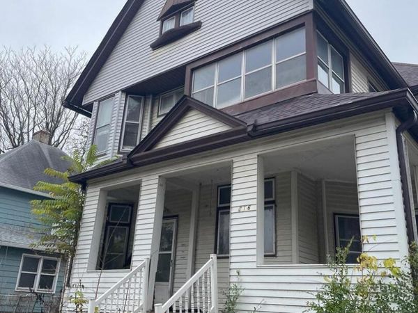 816 19TH Street, Rock Island, IL 61201