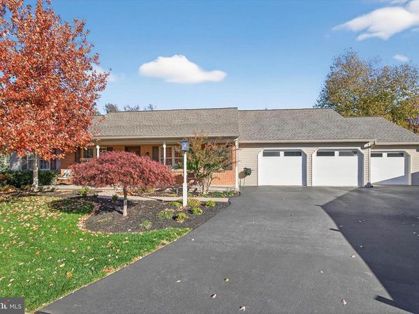 731 FLORIN AVENUE, MOUNT JOY, PA 17552