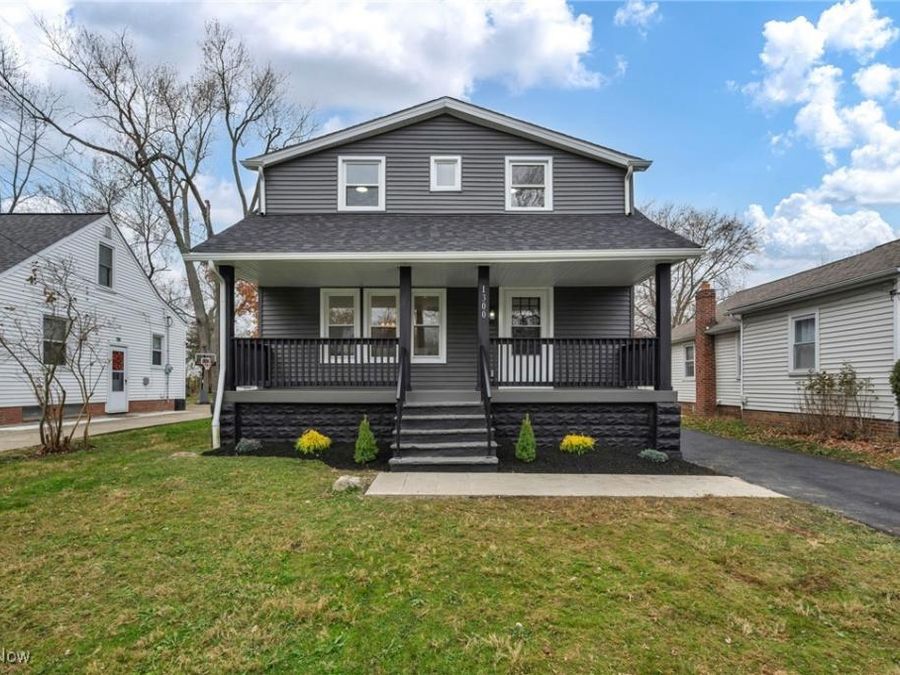 1300 Sunset Road, Mayfield Heights, OH 44124 Photo 1