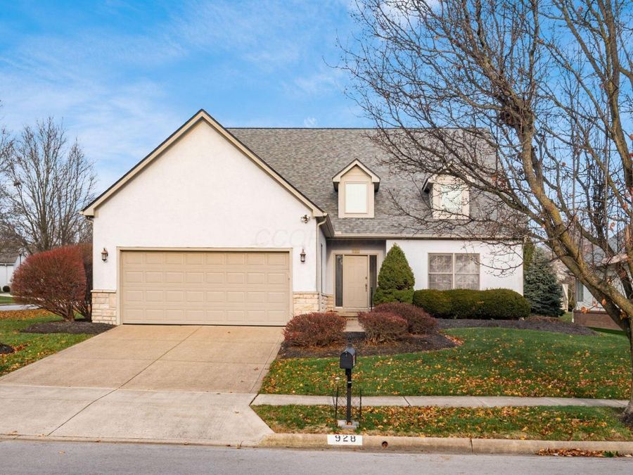 928 Linworth Village Drive , Columbus, OH 43235 Photo 1
