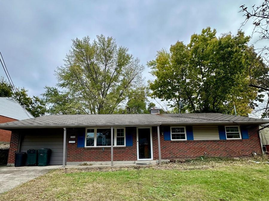 12044 Mallet Drive, Springdale, OH 45246 Photo 1