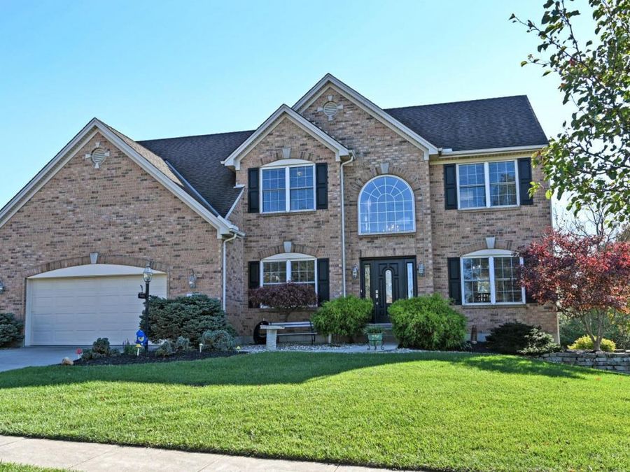 2075 Ross Estates Drive, Ross Twp, OH 45013 Photo 1