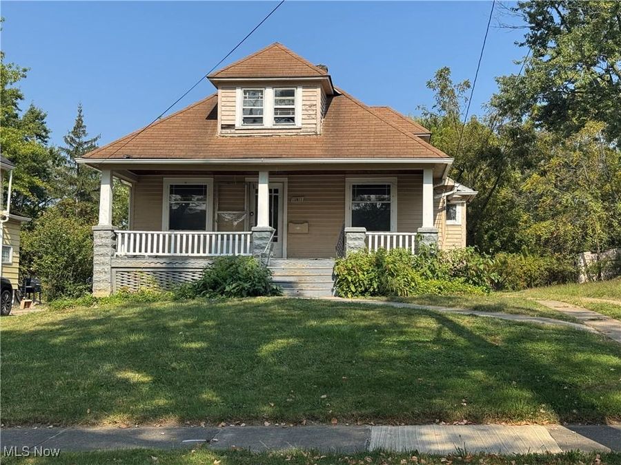 15911 Friend Avenue, Maple Heights, OH 44137 Photo 1