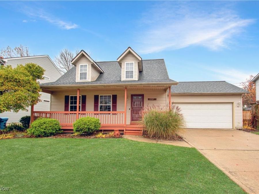 33989 Lincoln Avenue, North Ridgeville, OH 44039 Photo 1