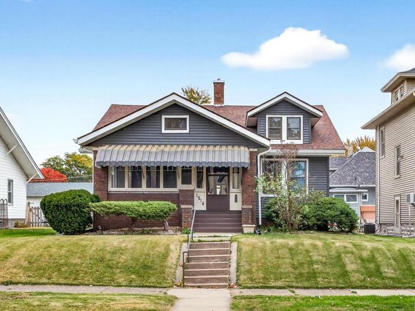 1514 16TH Street, Moline, IL 61265