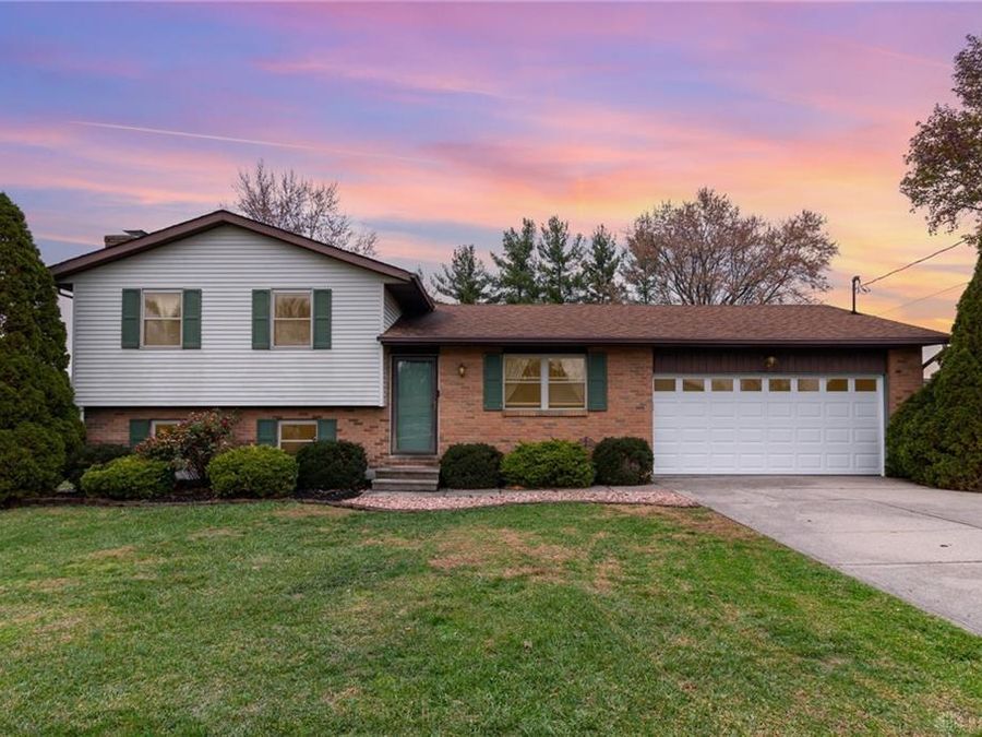 3894 Hassfurt Drive, Fairfield Township, OH 45011 Photo 1