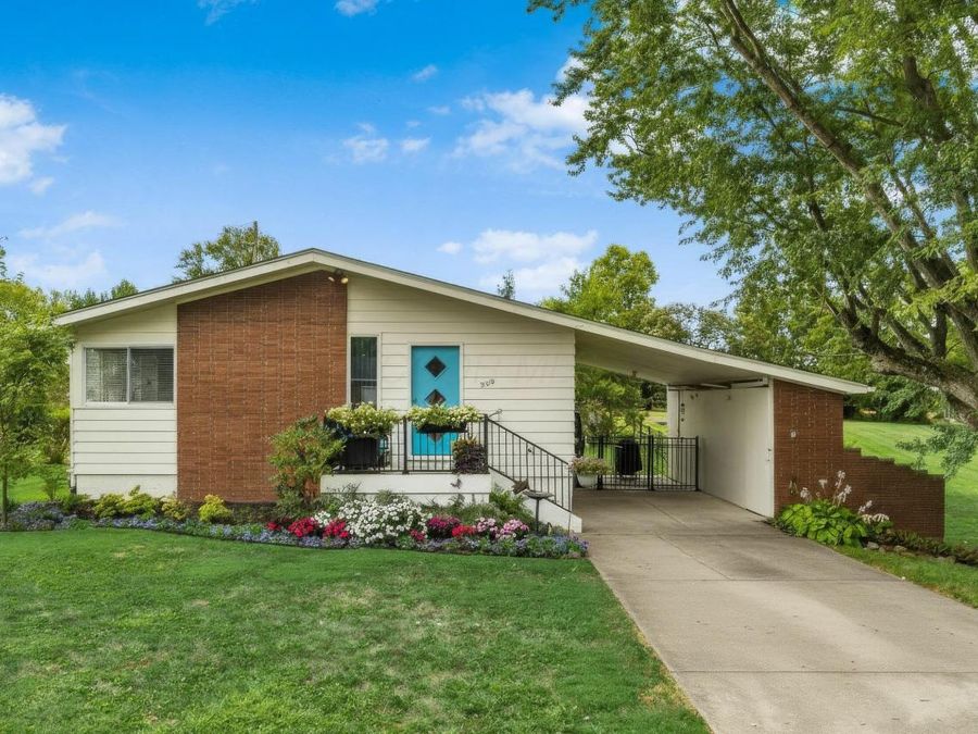 359 Buena Vista Drive , Johnstown, OH 43031 Photo 1