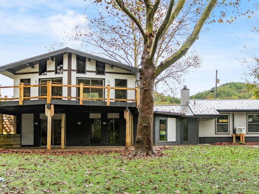 9371 Mautz Drive , McConnelsville, OH 43756 Photo 1