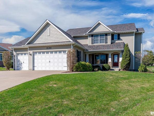 4084 Lilly Court, Bettendorf, IA 52722