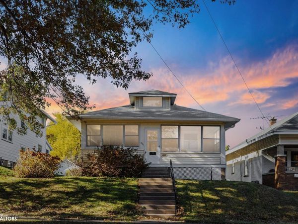 1511 Remey Avenue, Burlington, IA 52601