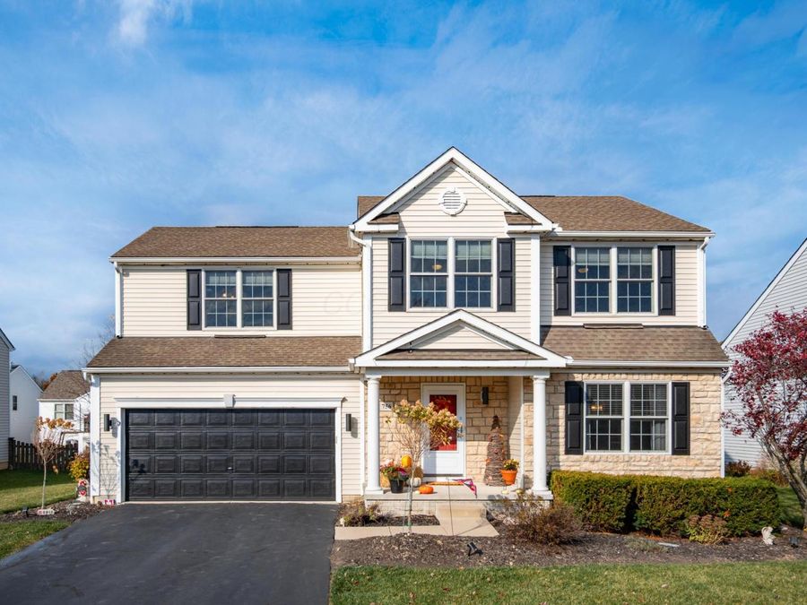756 Stallion Way , Marysville, OH 43040 Photo 1