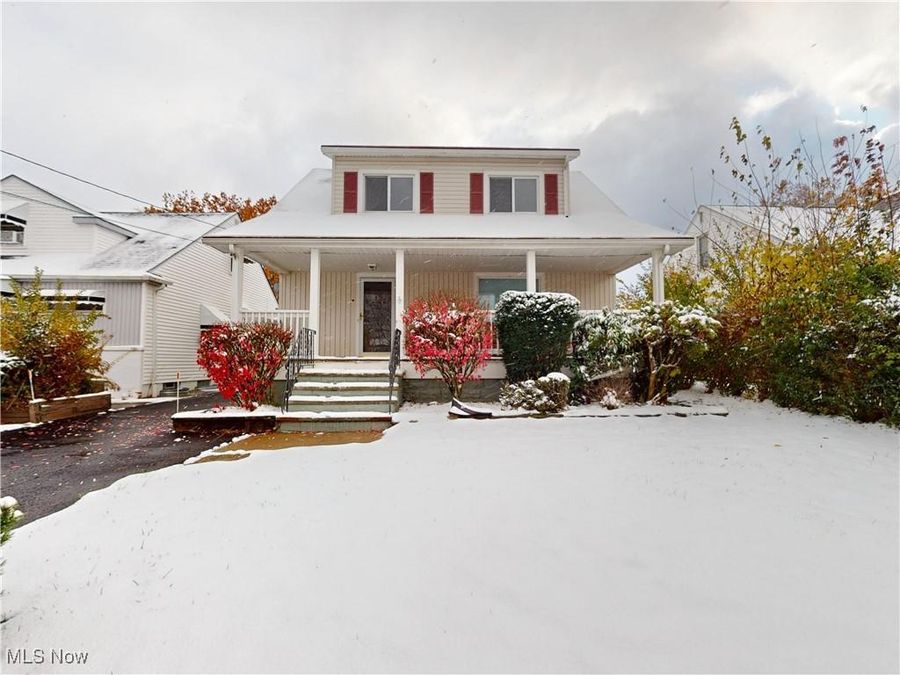 5954 Maplewood Road, Mayfield Heights, OH 44124 Photo 1