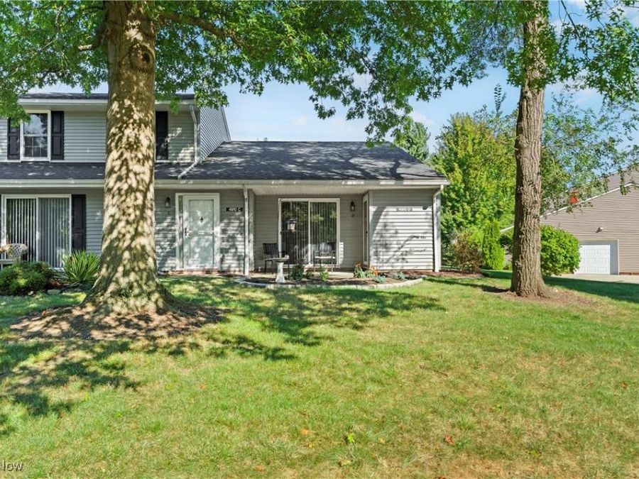 4910 Independence Circle, Unit D, Stow, OH 44224 Photo 1