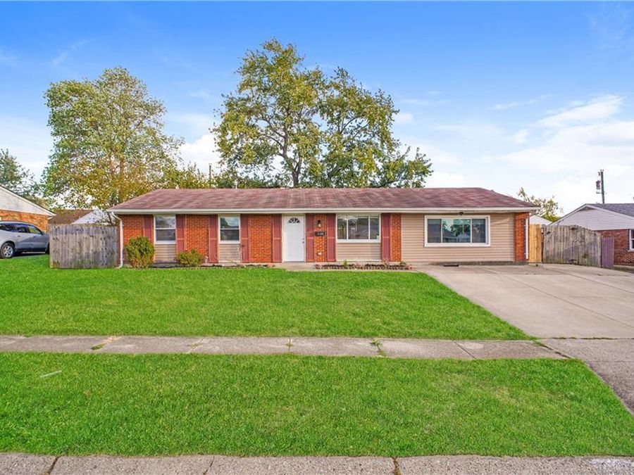 7728 Bassett Drive, Dayton, OH 45424 Photo 1