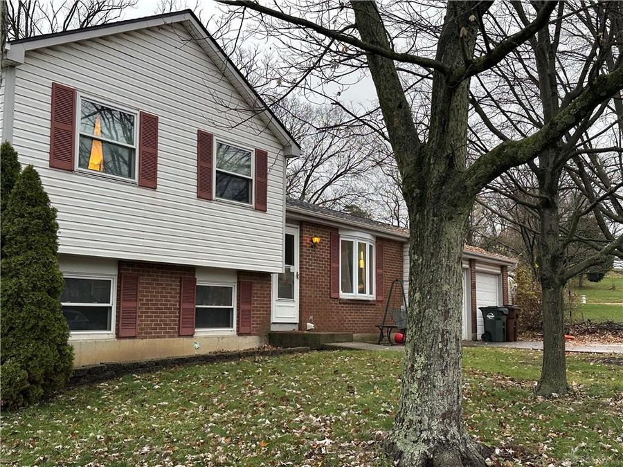 1735 E Lindsey Avenue, Miamisburg, OH 45342 Photo 1