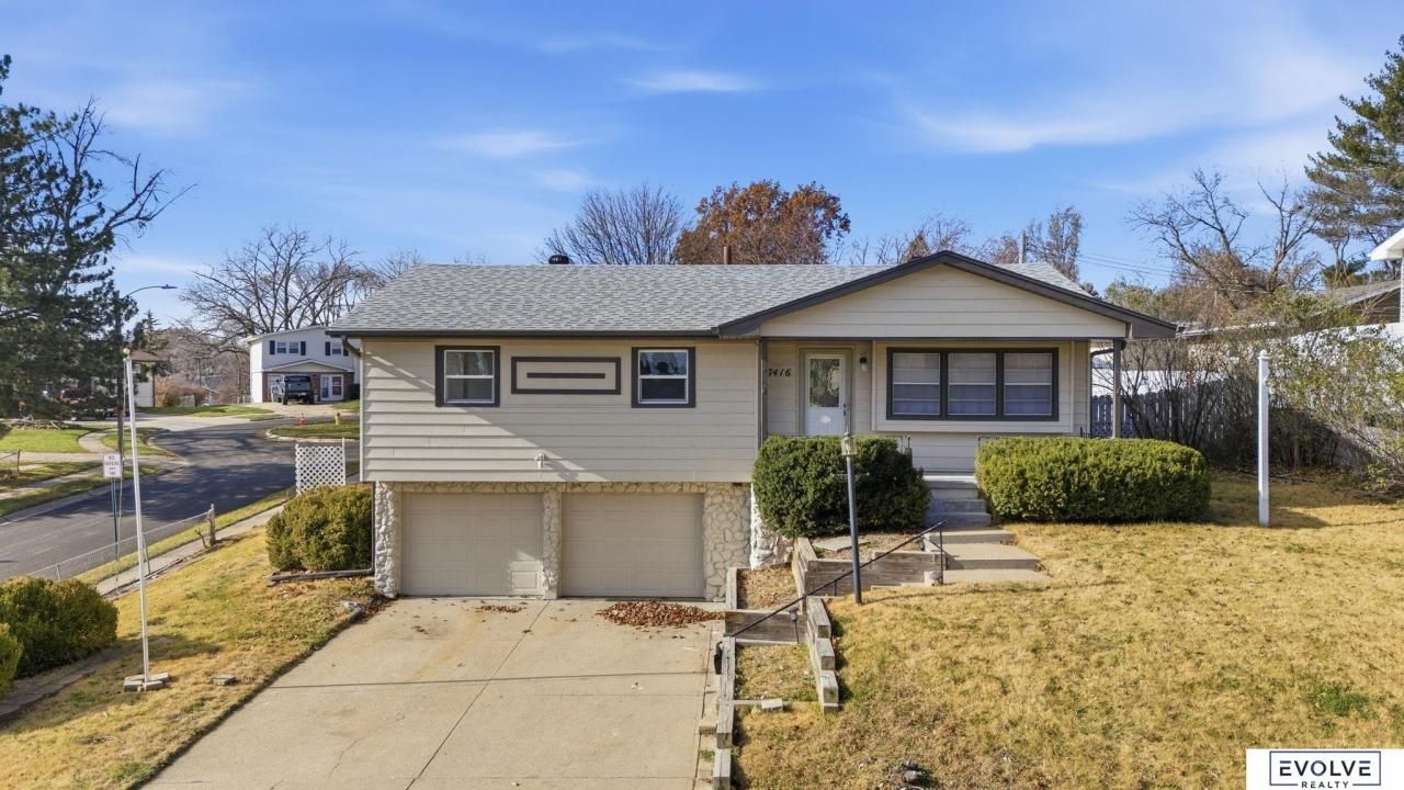 7416 S 85th Street , La Vista, NE 68128