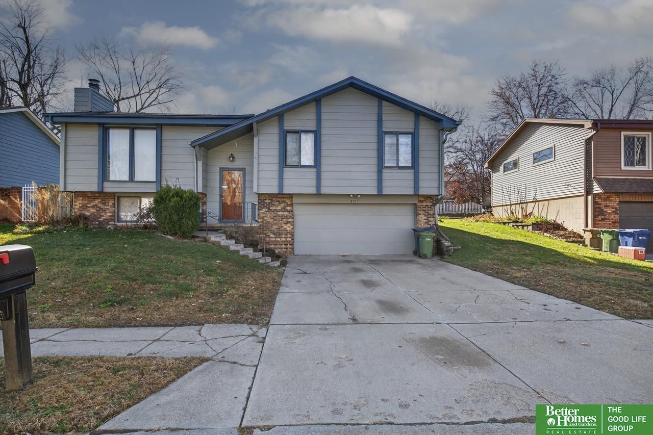 3721 Lynwood Drive , Bellevue, NE 68123