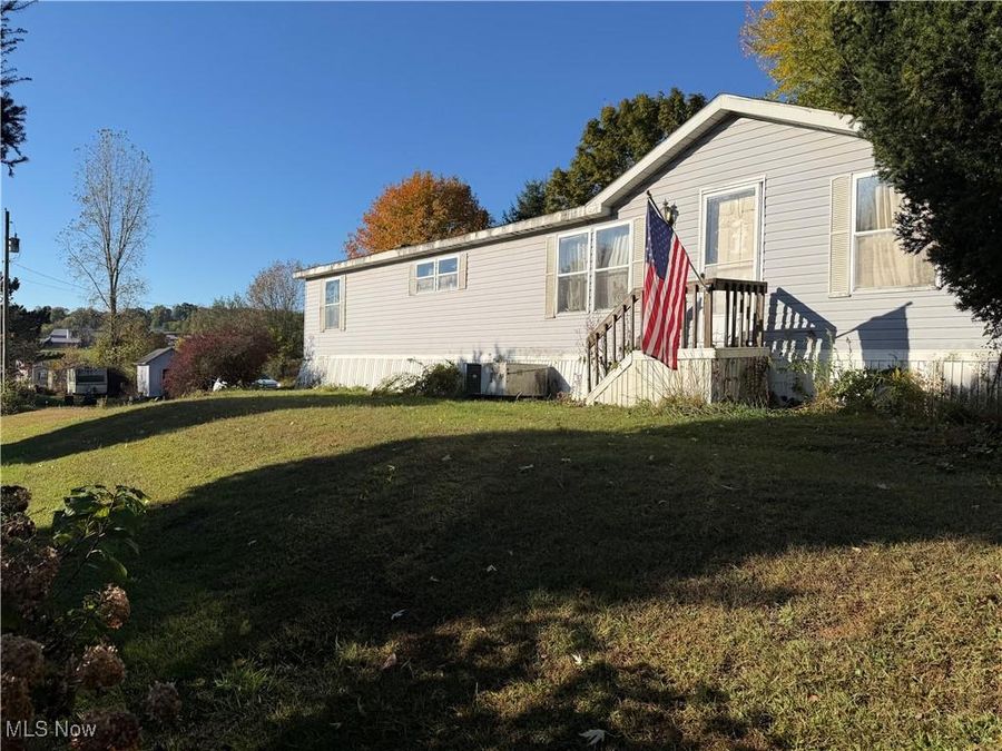 8515 Alabama Avenue SW, Navarre, OH 44662 Photo 1