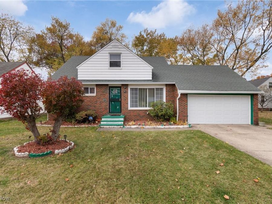 1836 Braeburn Park Drive, Euclid, OH 44117 Photo 1