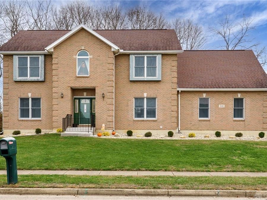 518 Greensward Drive, Tipp City, OH 45371 Photo 1