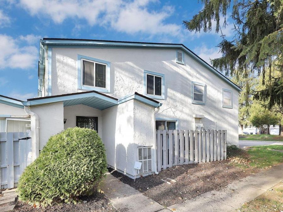 2509 Burgandy Lane , Columbus, OH 43232 Photo 1