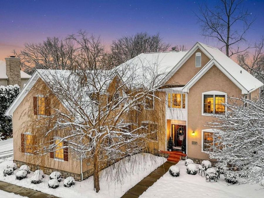 8159 Winchcombe Drive , Dublin, OH 43016 Photo 1