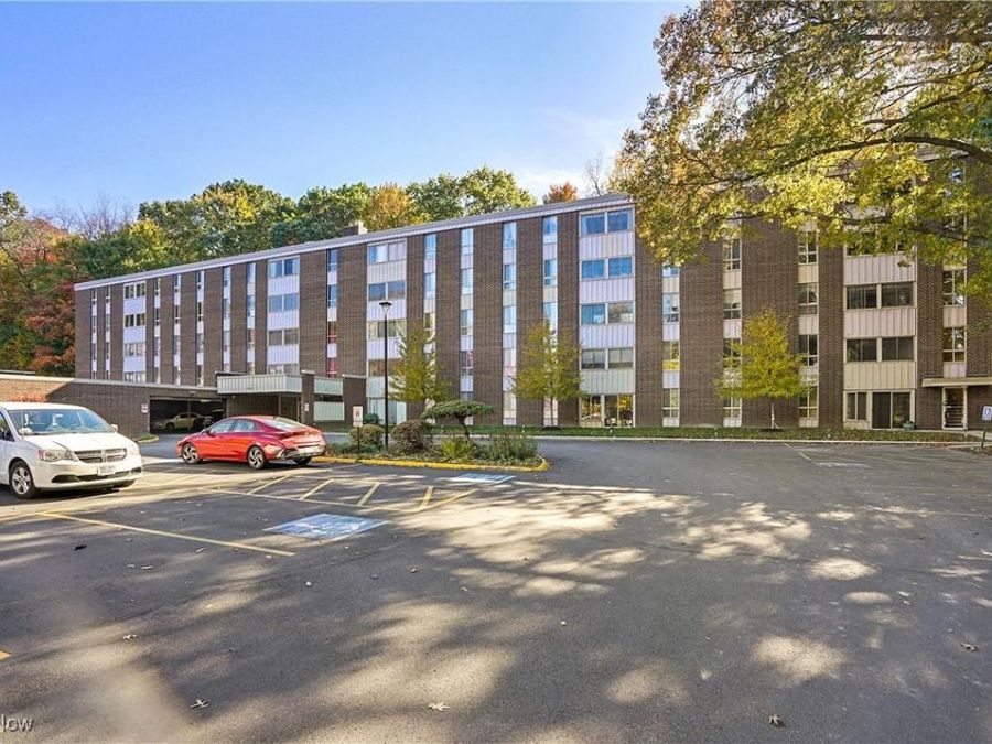 3068 Kent Road, Unit 506, Stow, OH 44224 Photo 1