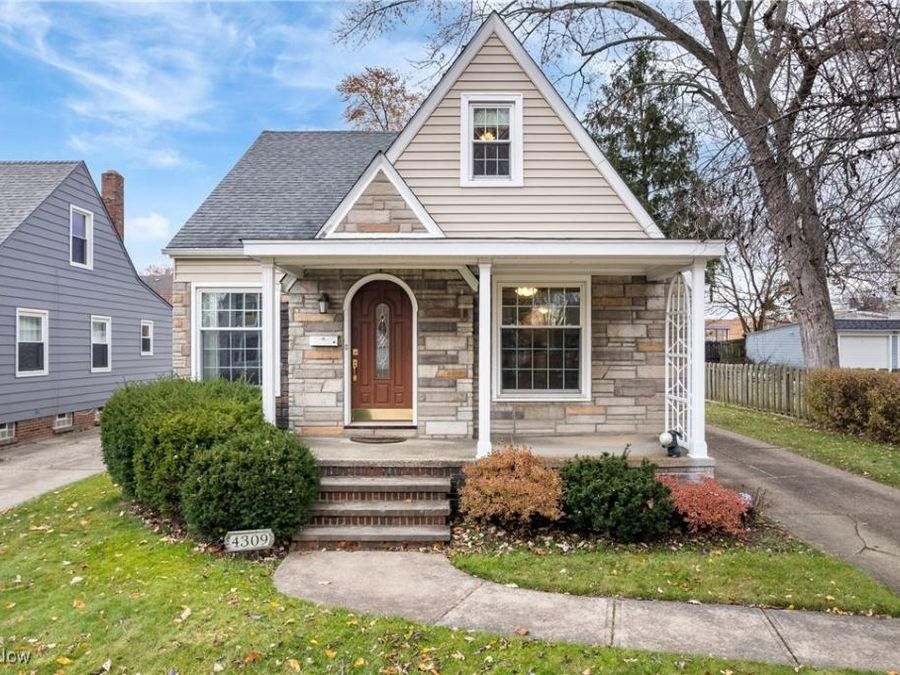 4309 W 222 Street, Fairview Park, OH 44126 Photo 1