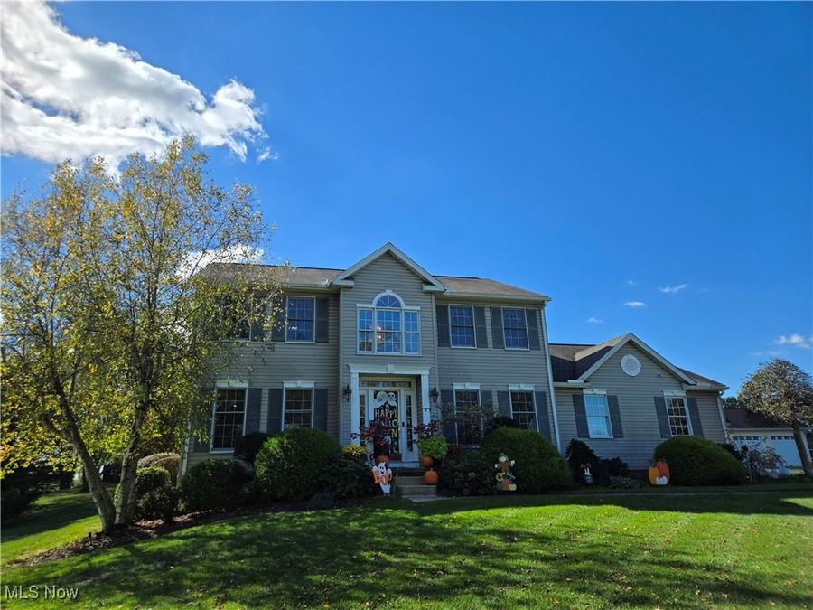 810 Olde Orchard Drive NE, Bolivar, OH 44612 Photo 1