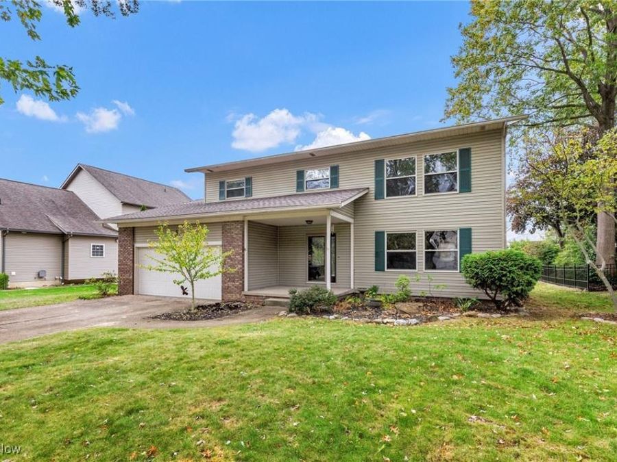 292 Eric Lane, Wadsworth, OH 44281 Photo 1