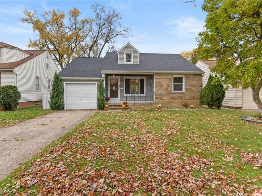 7444 Briarcliff Parkway, Middleburg Heights, OH 44130 Photo 1