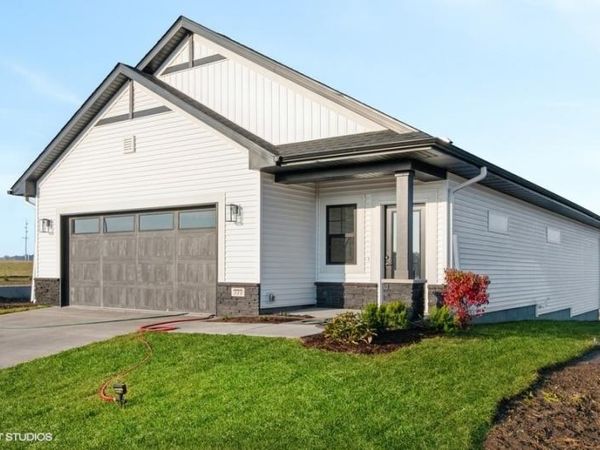 789 Clover Hill Drive , North Liberty, IA 52317